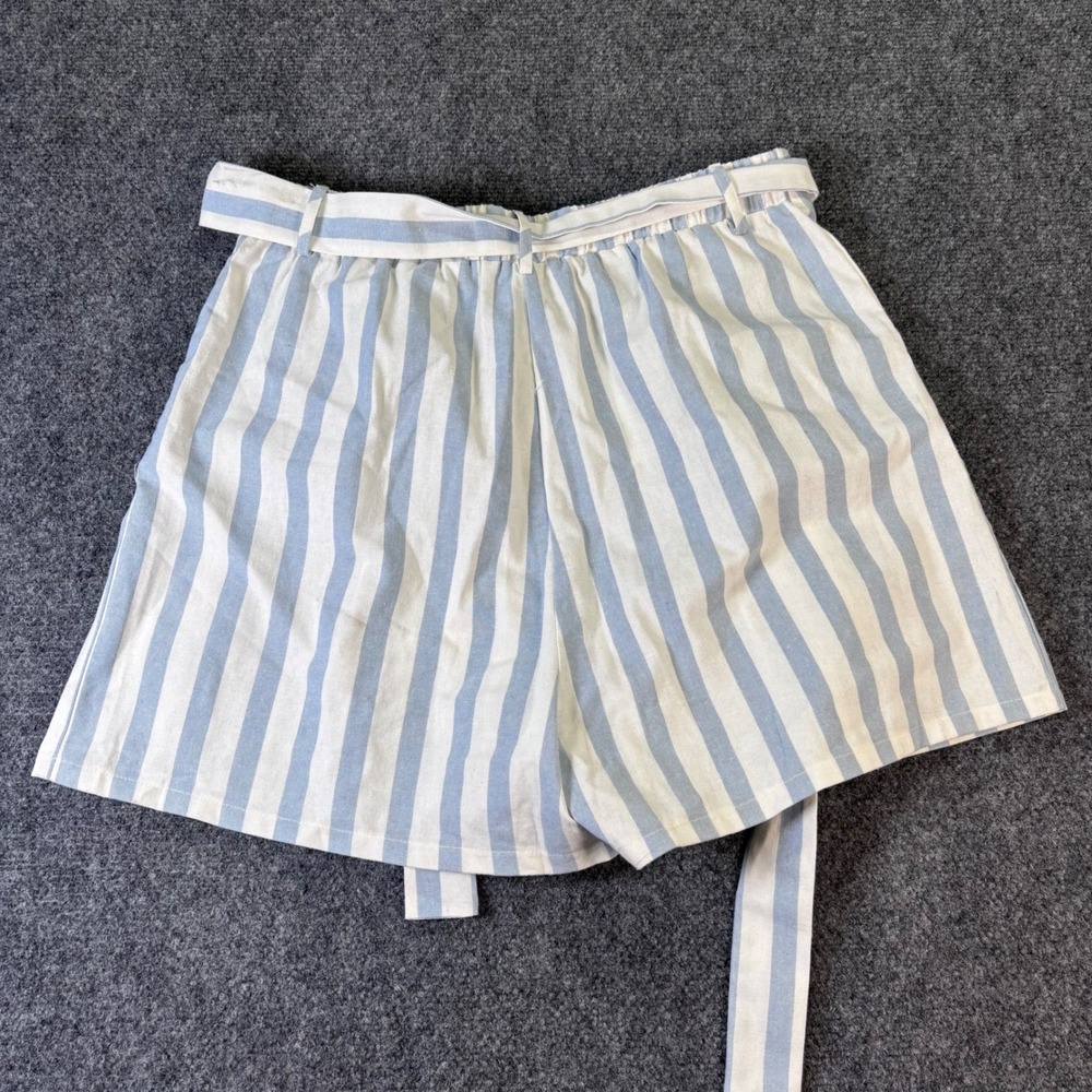 Blue Rain Francesca's Striped Shorts Womens Large Blue White Linen Blend Belted - Picture 2 of 6